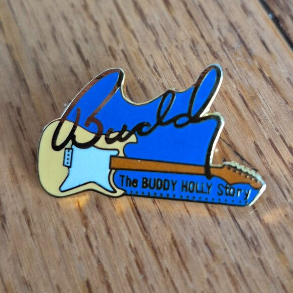 Buddy Holly Story Metal Pin Lapel Pin Gold - Picture 2 of 10